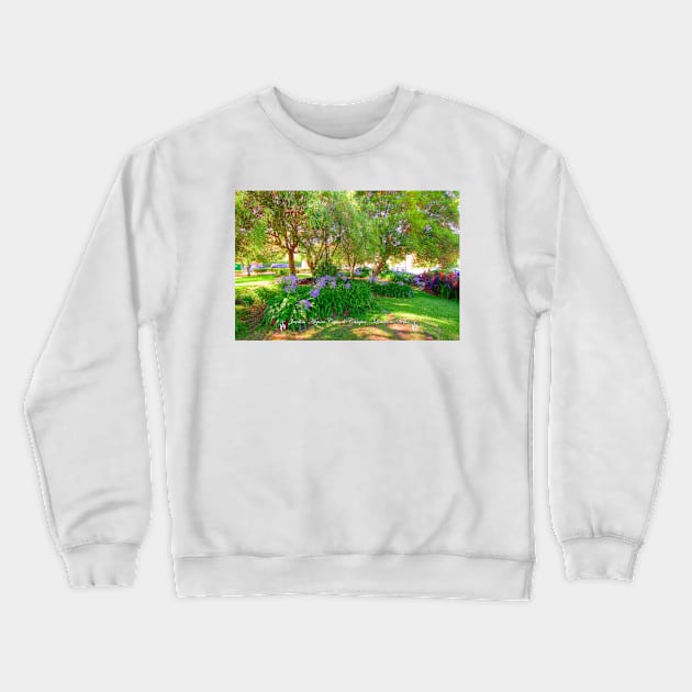 Jardim  Higino César de Campos. Garden. Crewneck Sweatshirt by terezadelpilar